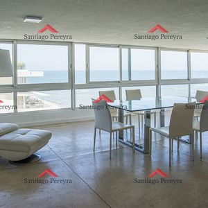 Garden Tower, Unidad Reciclada En Su Totalidad. 3 Dormitorios En Península. Punta Del Este