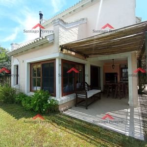 Casa En La Barra Con Piscina