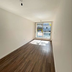 Venta Apartamento, 2 Dormitorios Con Placares, Baño Con Garaje, Norte, Barrio Sur