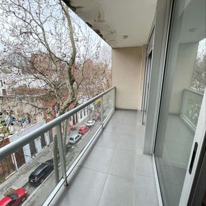 Venta Apartamento 1 Dormitorio Con Placares, Amplia Terraza Al Frente, Centro Sur, Norte, Todo Al Frente
