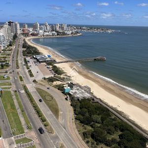 Venta Penthouse De 6 Dormitorios Playa Mansa