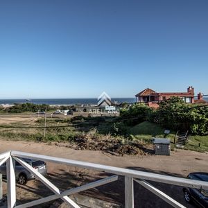 Excelente Casa De 4 Dormitorios Con Piscina Y Parrillero En Montoya, La Barra