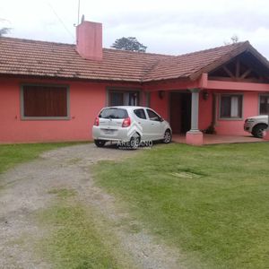 Venta Casa 4 Dormitorios En Beverly Hills, Punta Del Este.