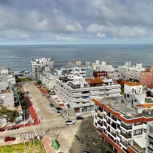 Oportunidad Reciclada En Torre Verona, 2 Dormitorios, Vistas!!!