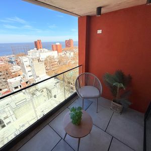 Apartamento En Venta C/ Cochera En Barrio Sur