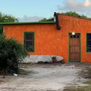 2 Casas De 2 Dormitorios Cada Una En El Mismo Padrón En Salinas Norte