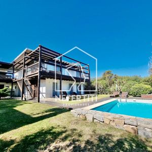 Venta Casa - Chalet En Punta Piedras El Chorro.