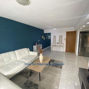 Venta Apto Sobre Calle Sarmiento, 2 Domrmitorios, Garage, Losa Radiante, Patio Propio