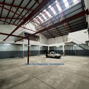 Venta Local Comercial + Galpon + Casona Centro