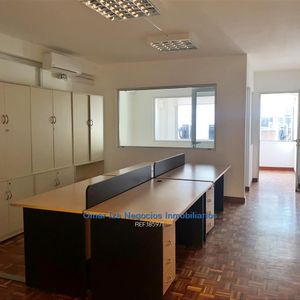 Alquiler Oficina Ciudad Vieja, Misiones Y Sarandí