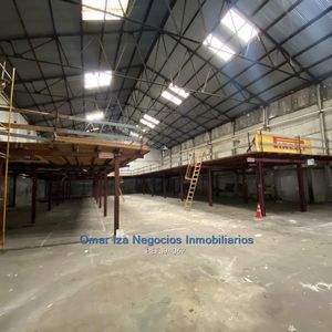 Venta Local Industrial Con Renta Galpon Deposito Aguada