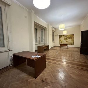 Alquiler Oficinas En Centro Planta Alta Excelente Ubicacion