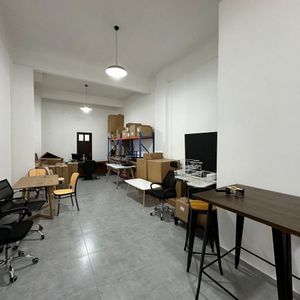Venta Local Comercial Centro, Showroom Con Deposito