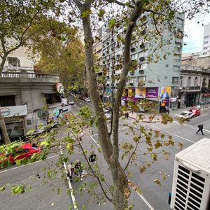Venta De 3 Apartamentos Para Renta U Oficinas Patio Propio