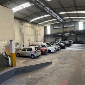 Venta Local Comercial O Terreno Galpón Buceo Sobre Rivera