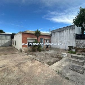 Venta Casa + Galpón En Barrio Ituzaingó, Prox Hipodromo De Maroñas