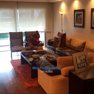 Venta De Apartamento De 4 Dormitorios En Pocitos