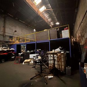 Local Industrial En Venta Con Doble Frente En Cordón