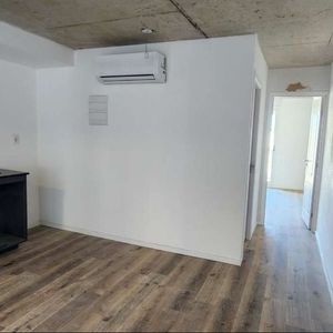 Alquiler Apartamento De 1 Dormitorio En Tres Cruces A Estrenar Contrafrente