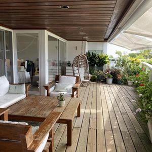 Venta Apartamento 4 Suites Con Jardin En Puerto Punta Del Este