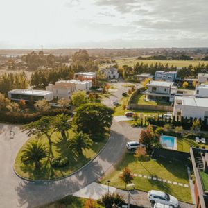 Unico! Terreno En Venta En Olivos De Carrasco