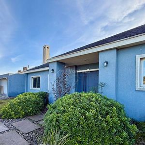 Casa En Venta VIñedos De La Tahona 4 Dormitorios