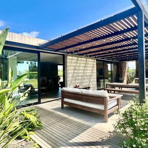 Casa En Venta En VIñedos De La Tahona 3 Dormitorios + Escritorio