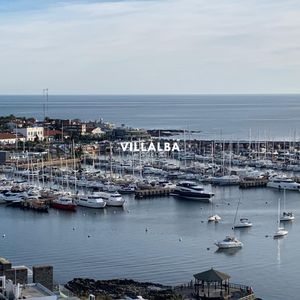 Excelente Apto Con Generosas Vistas Al Mar.