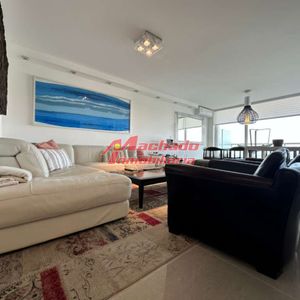 Alquiler Y Venta De Apartamento De 3 Dormitorios En Punta Del Este