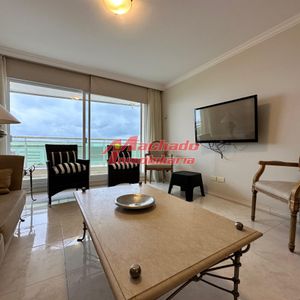 Venta Y Alquiler De Apartamento De 3 Dormitorios En Punta Del Este