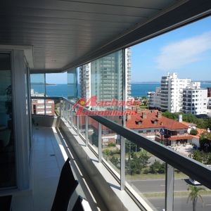 Apartamento En Venta Y Alquiler De  3 Dorm En Punta Del Este