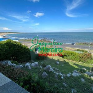 Atalaya, Casa En Venta En Punta Colorada , Piriapolis Con Una De Las Mejores Vistas Al Mar De La Zona.