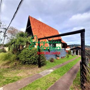 Cris - Casa En Venta Estilo Cabaña Alpina En Zona Céntrica De Piriapolis