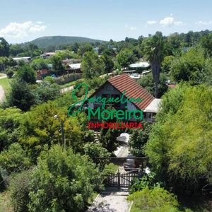 Horus, Casa De Amplias Dimensiones Y Gran Terreno En Venta En Playa Hermosa