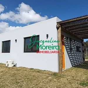 Sola Casa, Casa A Estrenar En Tierra Calma. Piriapolis.
