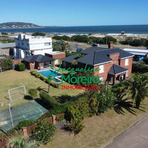 Teson, Gran Casa Con Vista Al Mar, Piriapolis.