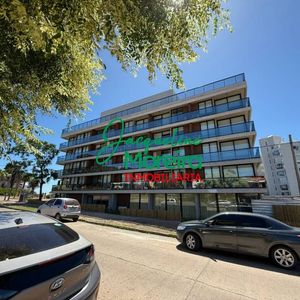Apartamento 105. Edificio Seaside Suites Puerto Piriapolis, 1 Dormitorio En Alquiler A Sólo 2 Cuadras Playa Rinconada.