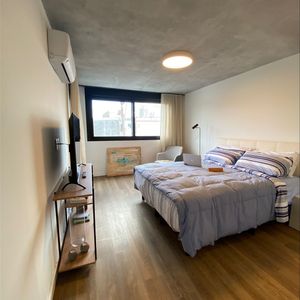Venta Apartamento De 2 Dormitorios En Pocitos Con Renta