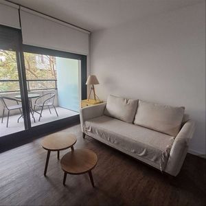 Alquiler Apartamento De Un Dormitorio Amueblado Con Garage En Centro