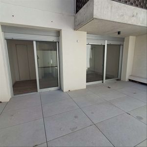 Venta Apartamento De 2 Dormitorios Y Gran Patio En Cordon