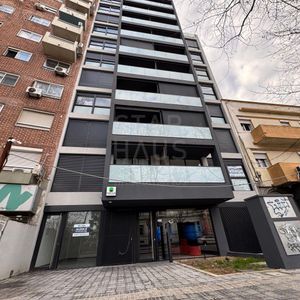 Alquiler De Apto 1 Dorm + Terraza En La Blanqueada Con Amenities