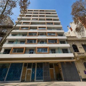 Venta De Apartamento A Estrenar De 2 Dormitorios Con Patio Exclusivo De 18 M² En El Centro