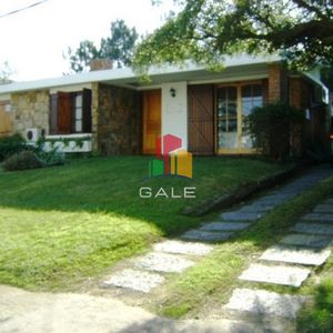 Casa En Aidy Grill