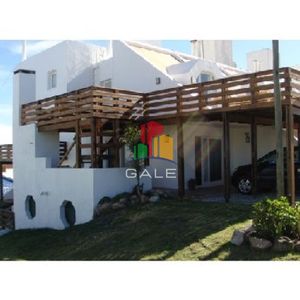 Apartamento En La Barra, 3 Dormitorios *