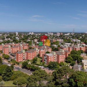 Oportunidad Apartamento 4 Dormitorios Con Complejo B9