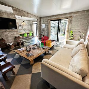Alquiler Anual Casa De 3 Dormitorios En Parque Burnett