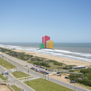 Le Parc III, Departamento De 3 Dormitorios En Venta, Punta Del Este