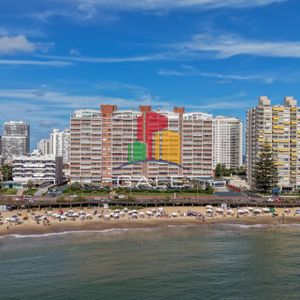 Apartamento En Venta - Playa Mansa, Punta Del Este