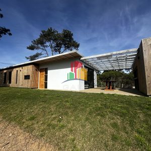 Venta Casa A Estrenar En Barrio Club Del Lago Punta Ballena