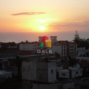 Apartamento En Península 2 Dormitorios Con Garage
